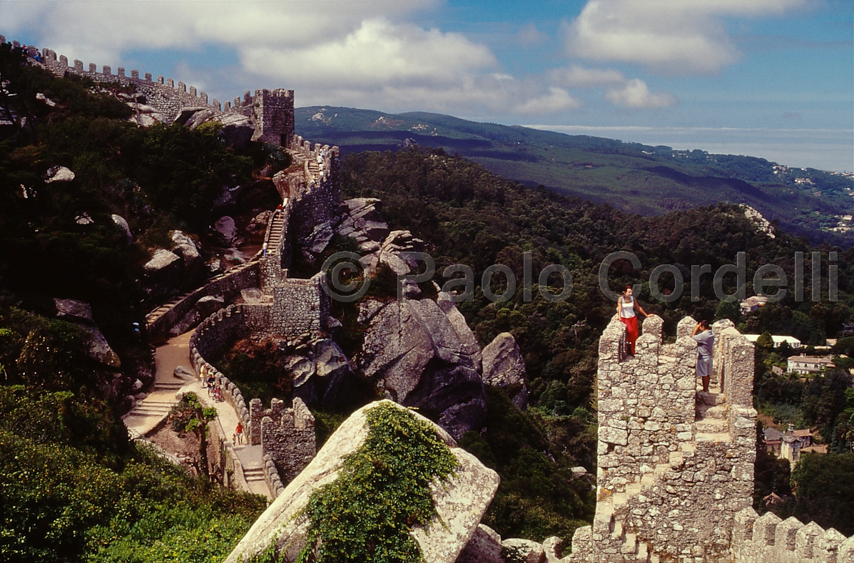Moorish Castle, Sintra, Portugal
 (cod:Portugal 32)